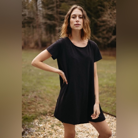 Leallo Size M Black T-Shirt Dress - Picture 1 of 7